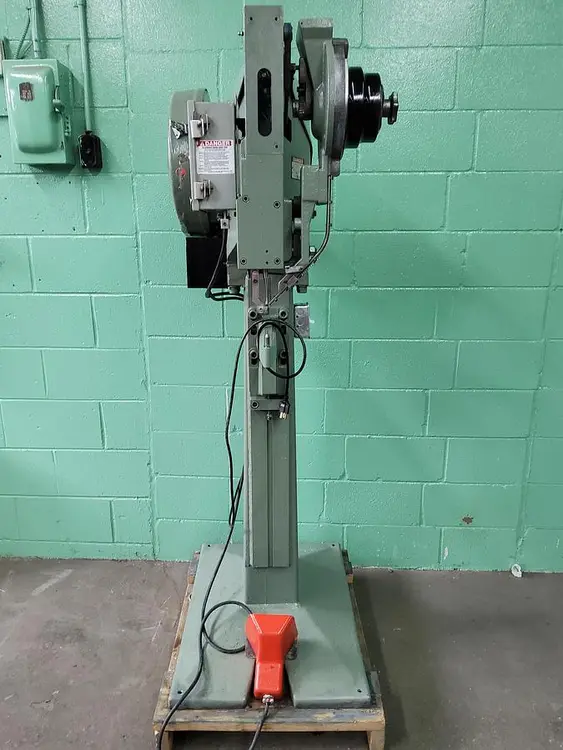 Used NATIONAL 616 Riveters CA | B & B RIVET MACHINE #746450