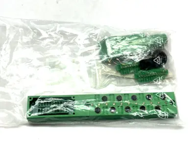 SACB-10/3-L-C-M8 | Phoenix Contact  Distributor Box 10-Port M8 1503438 - New