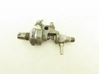 Graco 205-612 Stainless Steel Air Operated Dispensing Valve