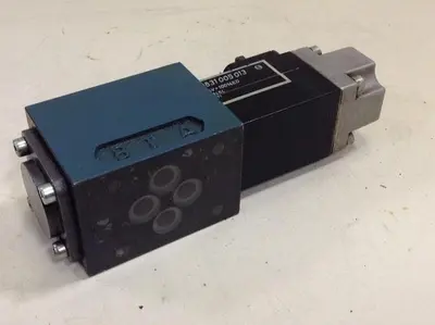 USED BOSCH 0 810 090 240