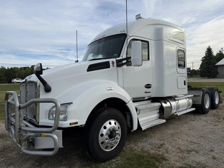 Used 2022 KENWORTH T880 TRUCK TRACTOR Conventional trucks Michigan US | Miedema Asset Management Group #1709428