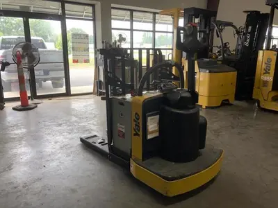 USED 2018 YALE MPE060LF