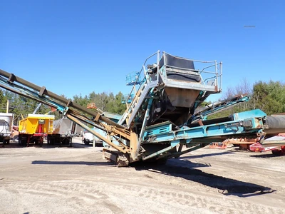 Used 2007 POWERSCREEN CHIEFTAIN 1400 Vibratory Screens Massachusetts US | Brookside Equipment Sales #1422207