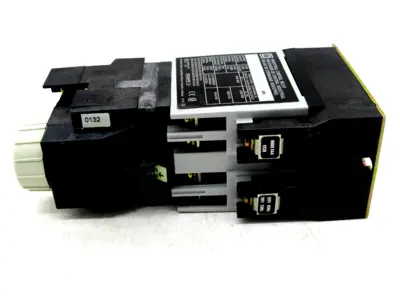 NEW SQUARE D 8501XO40XTE1V02 AC CONTROL RELAY