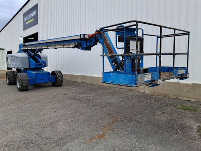 USED 2015 Genie S-85