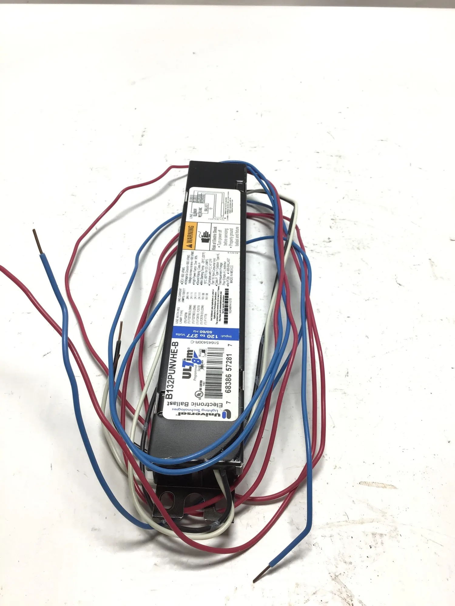 USED UNIVERSAL LIGHTING TECHNOLOGIES (ULTIM SERIES) B132PUNVHE-B