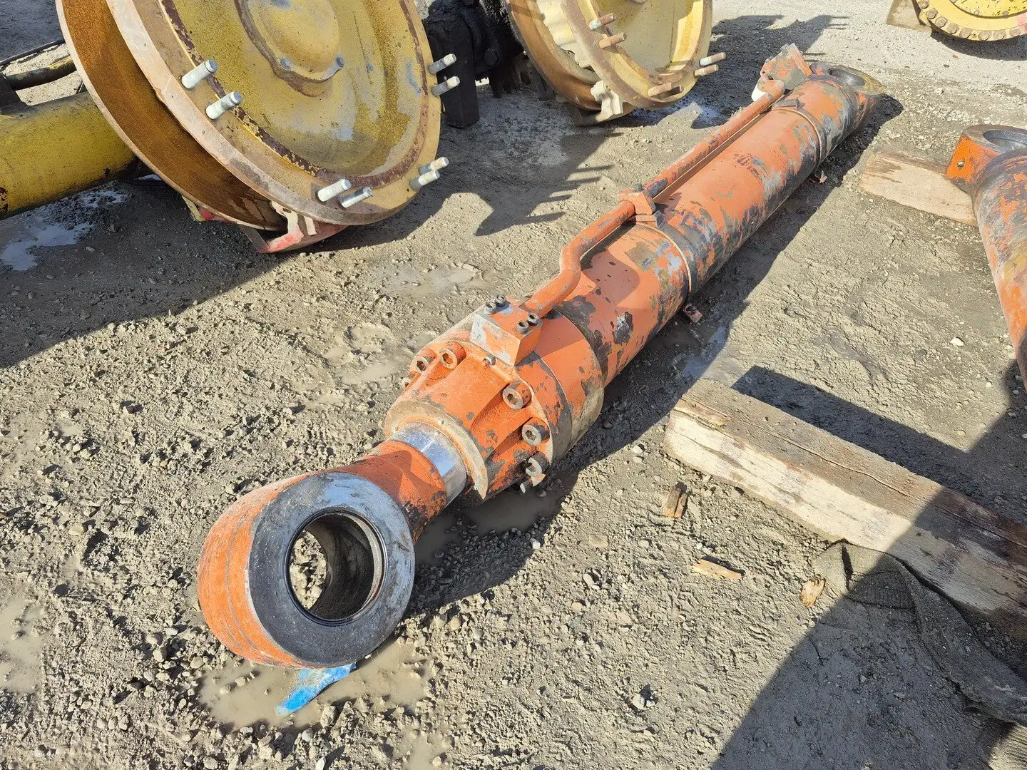EX1900 Hydraulic Cylinder