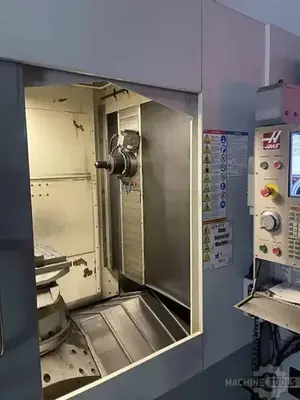 USED 2006 HAAS EC-400