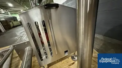USED Capmatic Capmatic Bottle Filling Line