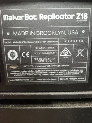 USED MAKERBOT REPLICATOR +