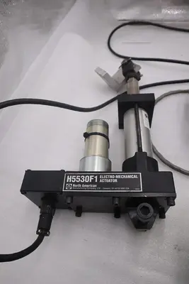 NORTH AMERICAN MANUFACTURING EDGE GUIDE SYSTEM STOCK 5147