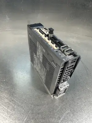 Mitsubishi MR-J3-10BS AC Servo Drive (BIN-1.2.4)