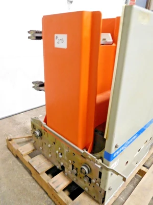 Used GE VB 7.2-500-3 Circuit Breakers Ohio US | Equipment Recovery Corp. #1330371