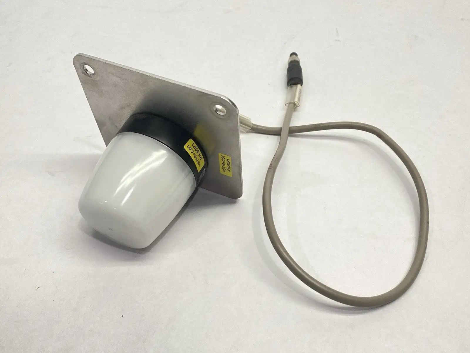 USED PATLITE BEACON LIGHT 22" CORD M8 4-PIN 12-24VDC