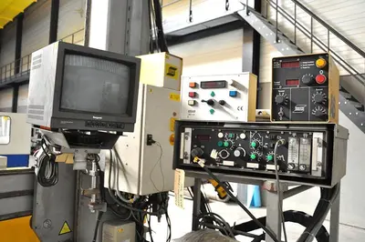 USED ESAB WELDING CRANE MKR 300