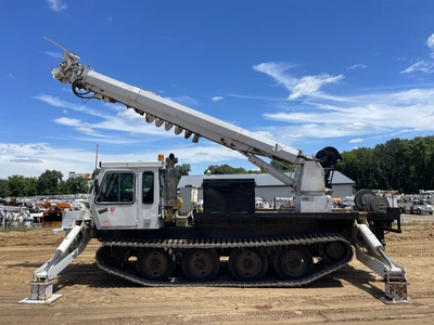 Used 2006 ALTEC D4060 DIGGER DERRICK CRAWLER ALL TERRAIN Crawler Cranes Michigan US | Miedema Asset Management Group #1304392