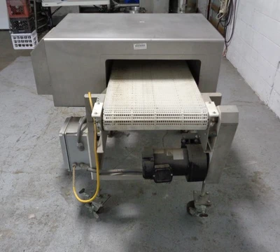 Used 2009 LOMA MFG. IQ2 Metal Detectors California US | BakeryEquipment.com #1555041