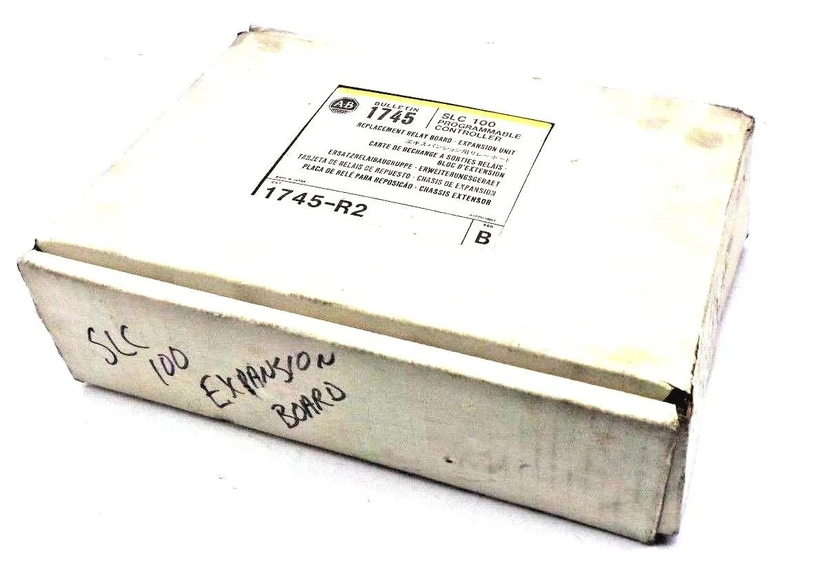 NEW ALLEN BRADLEY 1745-R2 OUTPUT MODULE RELAY 1745R2 SERIES B