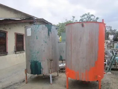 Tank, 700 Gallon, S/st, 4'6 x 6', OT/CB #S739690