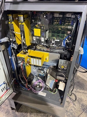 2006 FANUC S500IB 6 Axis Robots | K.B. Industries LLC (14)
