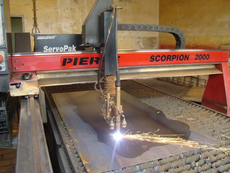 Used 2004 PEIRCE SCORPION 2000 Plasma Cutters CZ | Amaron s.r.o. #1425588