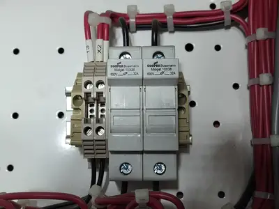 Used EATON SVX005A1-5A4N1 Switchgears British Columbia CA | Lenmark #240314