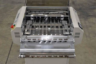 Used _UNKNOWN_ Pitney Bowes Y122 Paper Cutters Delaware US | United Machine Co. #1565395