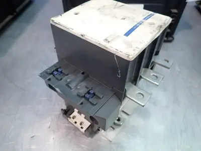 USED SCHNIEDER ELECTRIC LC1F265