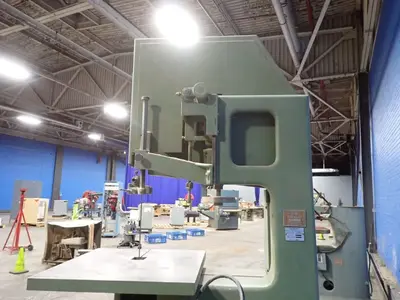Danckaert 31" Throat Vertical Band Saw