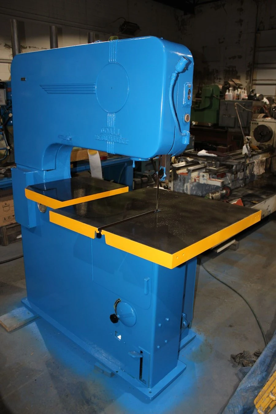 USED DOALL METAL MASTER