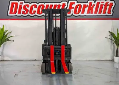 USED 1995 CROWN 30SCTT-S