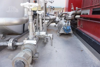 Used 2009 PETERBILT 367 Service & Utility Trucks Texas US | Roll Off Truck World #1491938