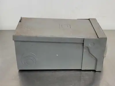 USED SQUARE D QO2-4ARB