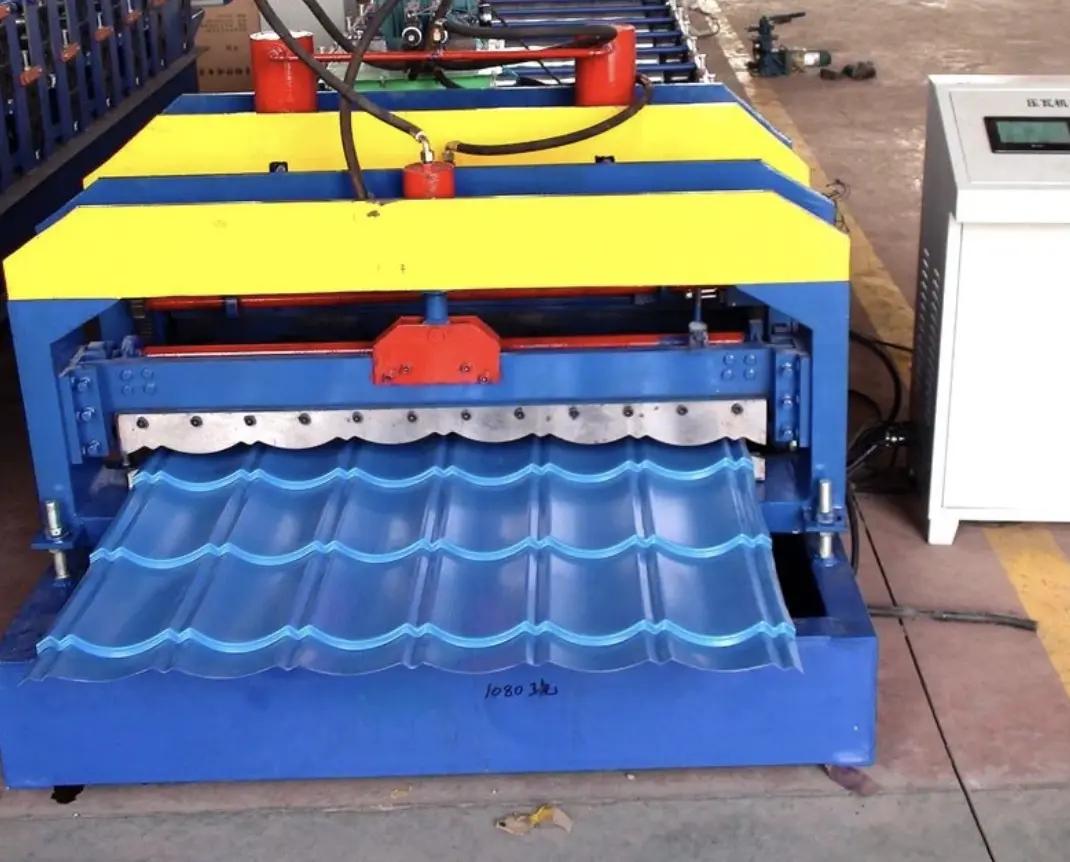 Glazed Tile Roof Roll Forming Machine in Uganda