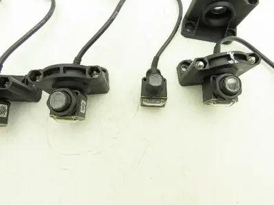 Allen Bradley 42EF-P2MPB-F4 RightSight Photoelectric Sensor Photo Eye Lot of 5