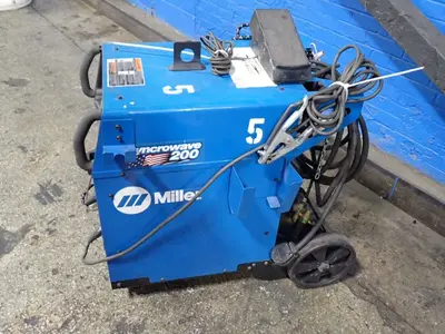 USED MILLER SYNCROWAVE 200