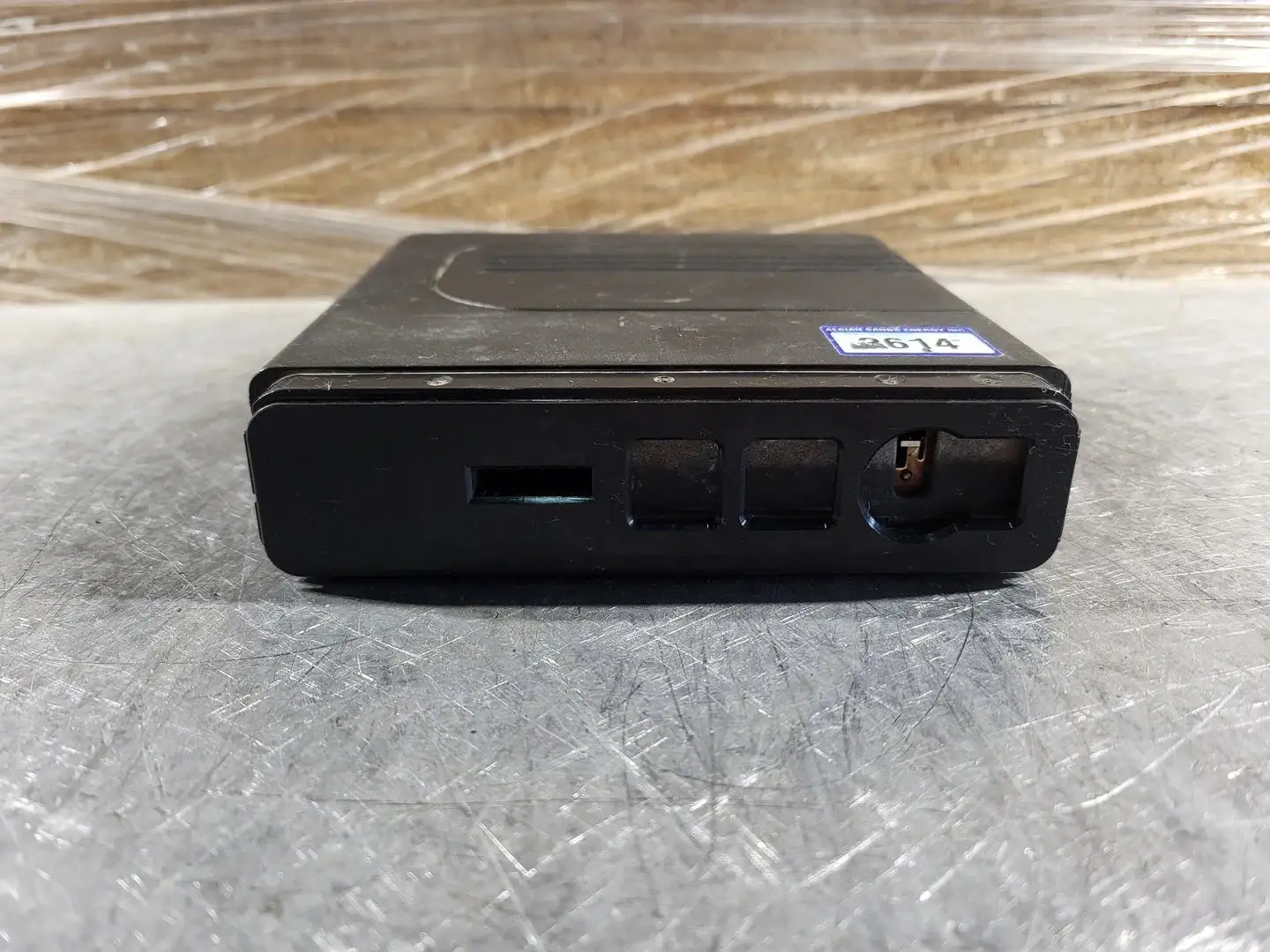 USED MOTOROLA M01UJL6PW4BN