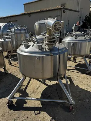 Tank, 181 Gallon, 316L Stainless Steel, Full Vacuum, Jacketed, Agitated, 32 PSI, #5991496