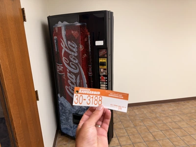 Used DIXIE - NARCO 1200 SODA / POP MACHINE CAN DISPENSER Vending Machines Michigan US | Miedema Asset Management Group #1320787