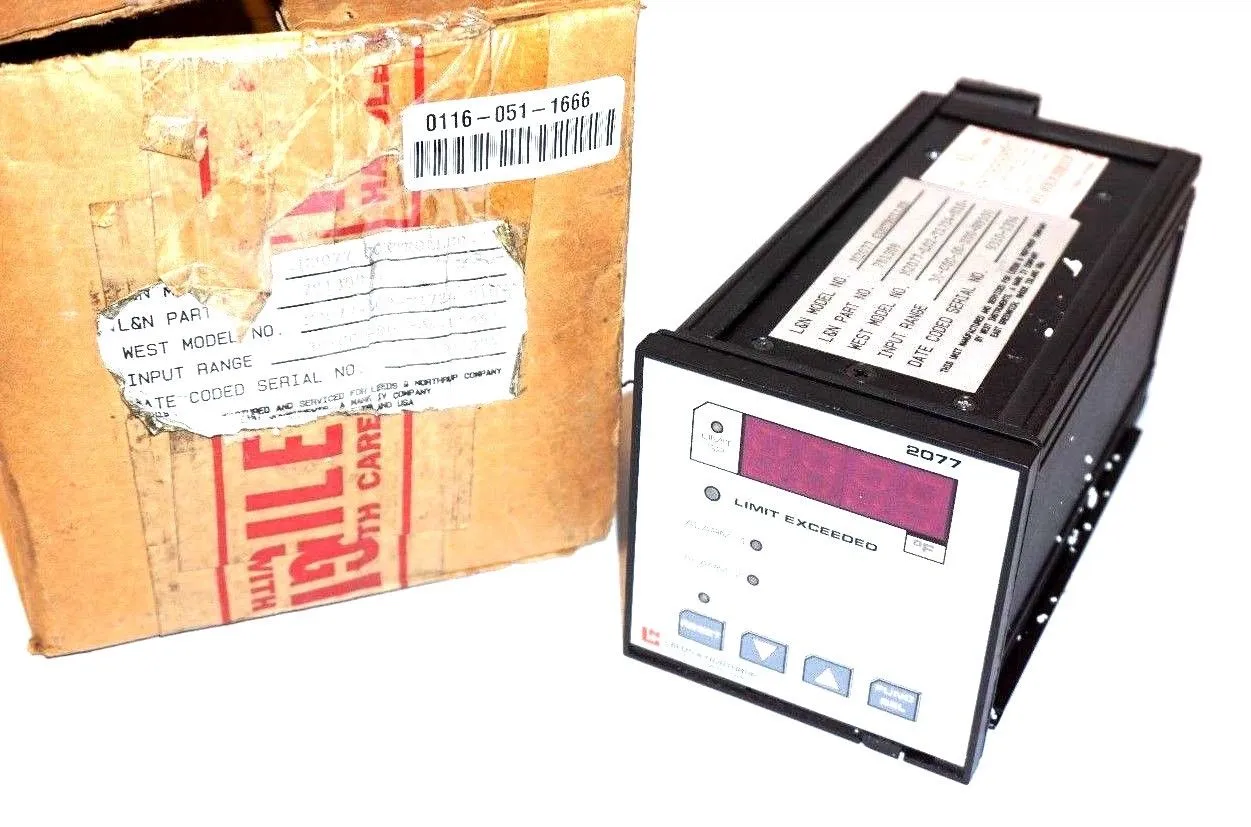 NEW LEEDS & NORTHRUP M2077-102-T1724-H10 LIMIT CONTROLLER M2077102T1724H10