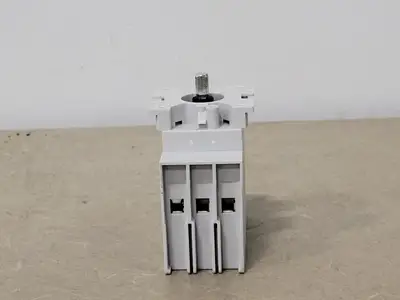 NEW SCHNEIDER ELECTRIC VLS3P025D1