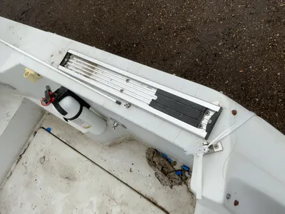 USED 1987 RINKER FIESTA VEE 250