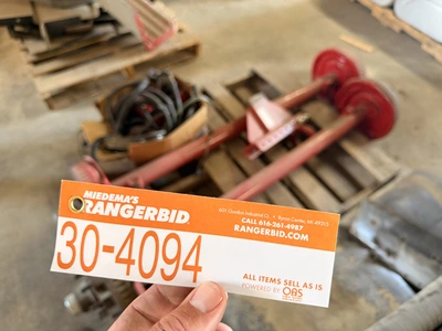Used LOT OF (2) TRAILER AXLES _UNKNOWN_ Running Gears Michigan US | Miedema Asset Management Group #1369579