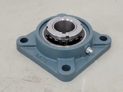 NEW AMI BEARING UKF209+HE2309