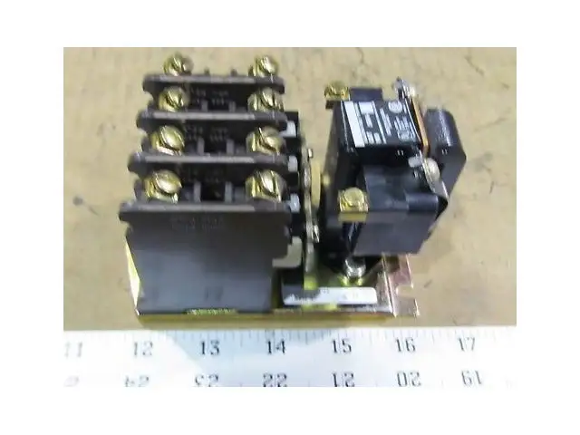 Joslyn Clark 544-76 47020 4 N.O. Contacts 120v Coil NEW