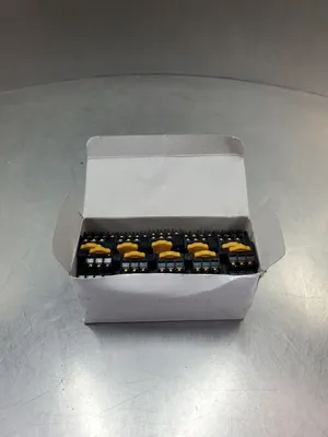 Omron PYF14A Relay Socket Base - Lot of 10. 4D-25
