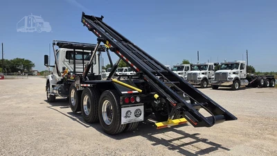 New | in-Stock 2026 INTERNATIONAL HX Conventional trucks Texas US | Roll Off Truck World #1491826