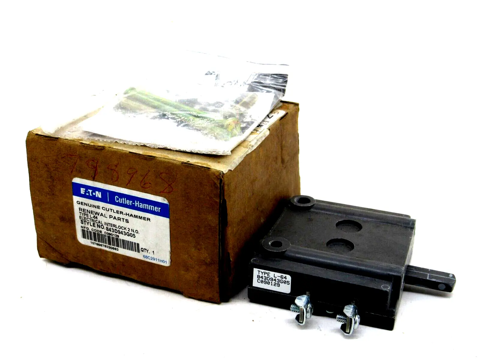 NEW EATON CUTLER HAMMER 843D943G05 AUXILIARY CONTACT KIT TYPE L64