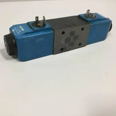 USED VICKERS DG4V-3S-33C-M-U-H5-60