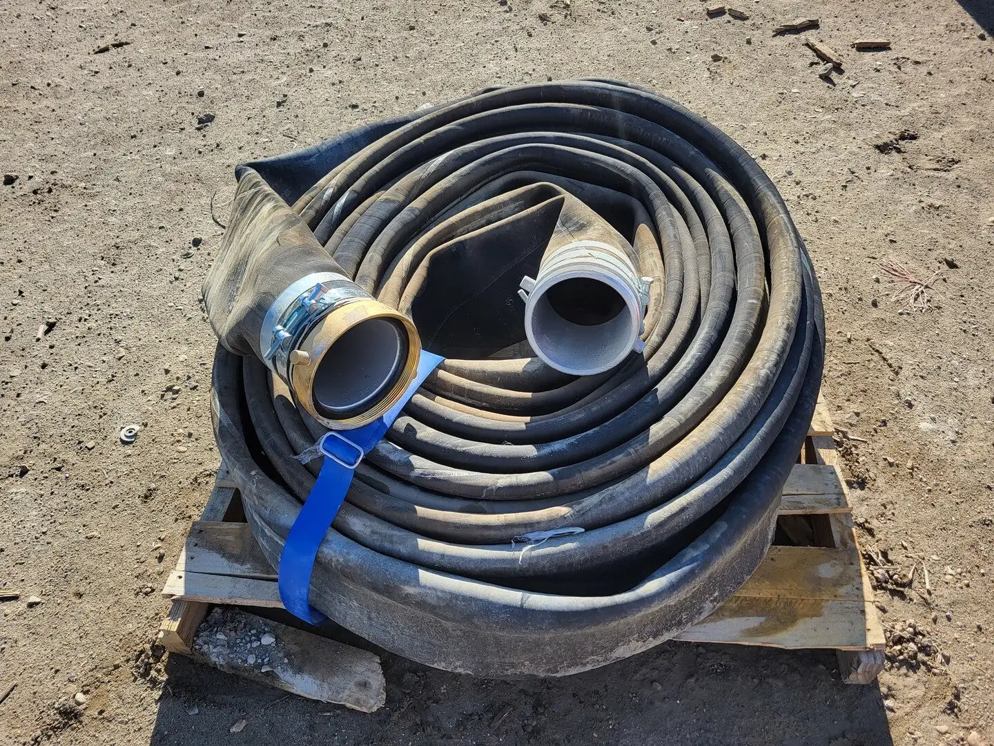 6" x 95 ft Prospector Water Suction and Discharge Hose Black, 150 psi